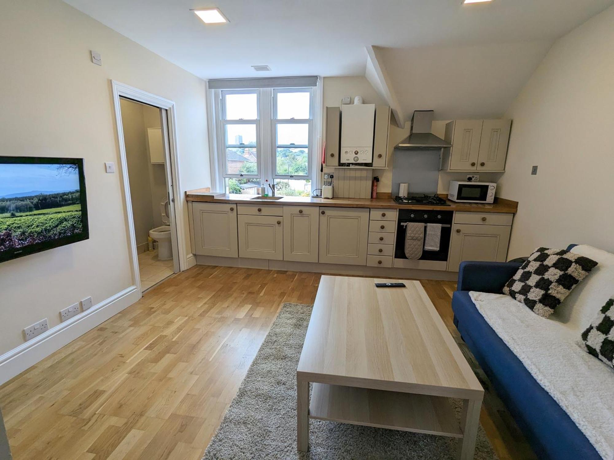 Guildford Station With Parking Apartment Bagian luar foto